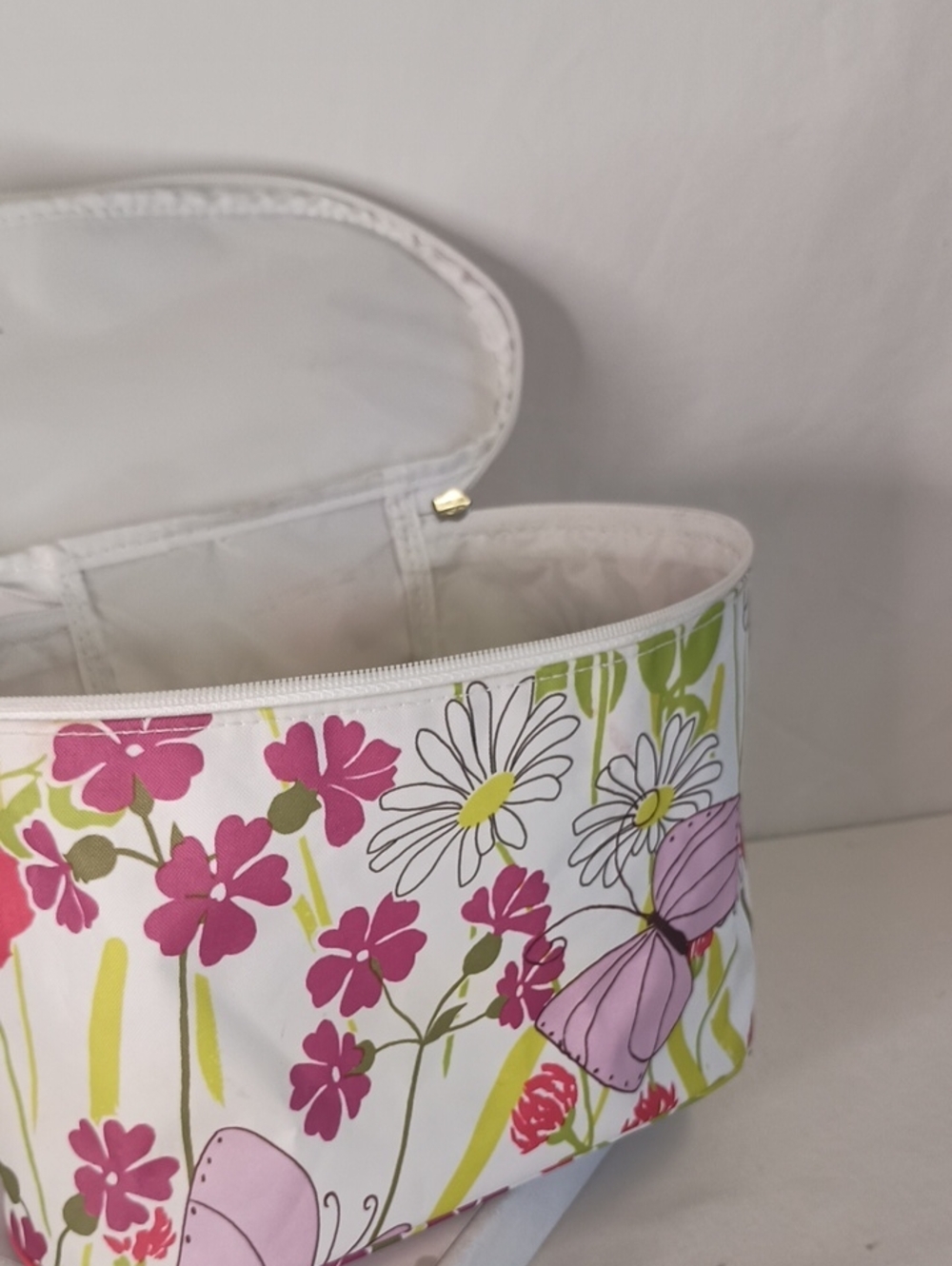 Clinique Floral Butterfly Cosmetic/Travel Makeup Bag – Zip Closure - Picture 6 of 6